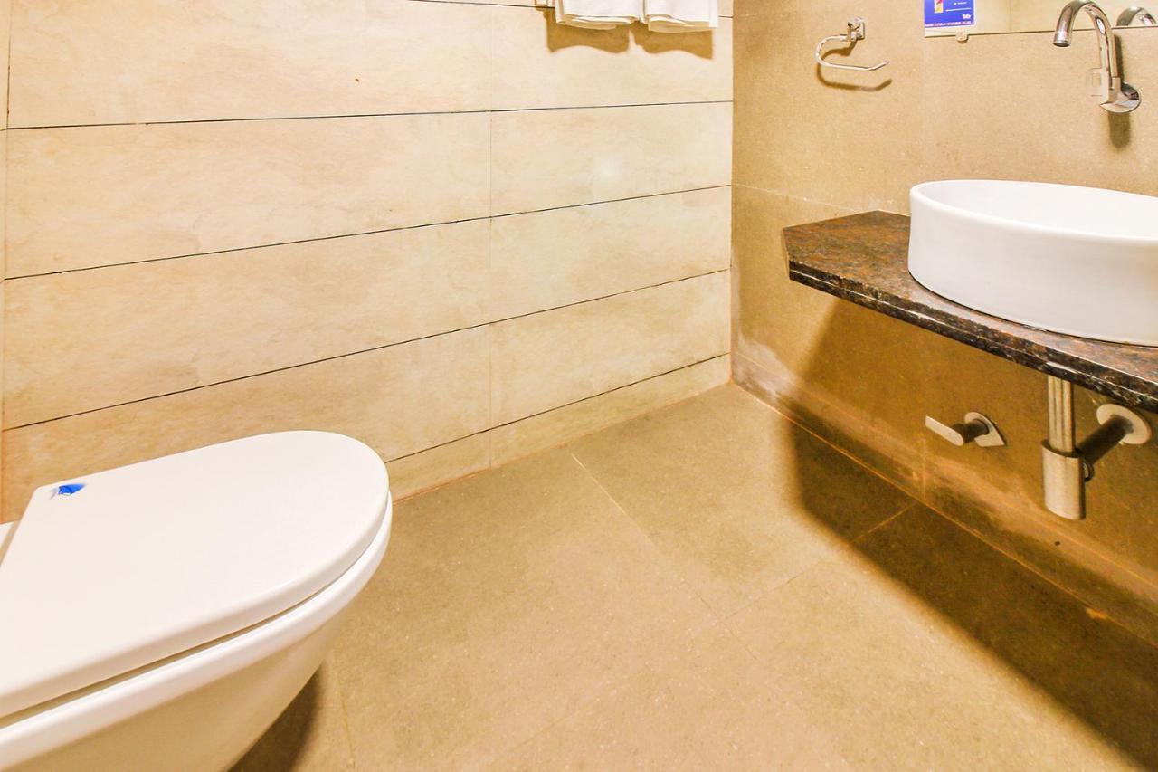 Fabhotel Vashi Navi Mumbai Exterior photo